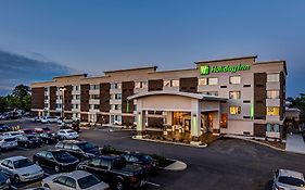 Holiday Inn Cleveland Northeast